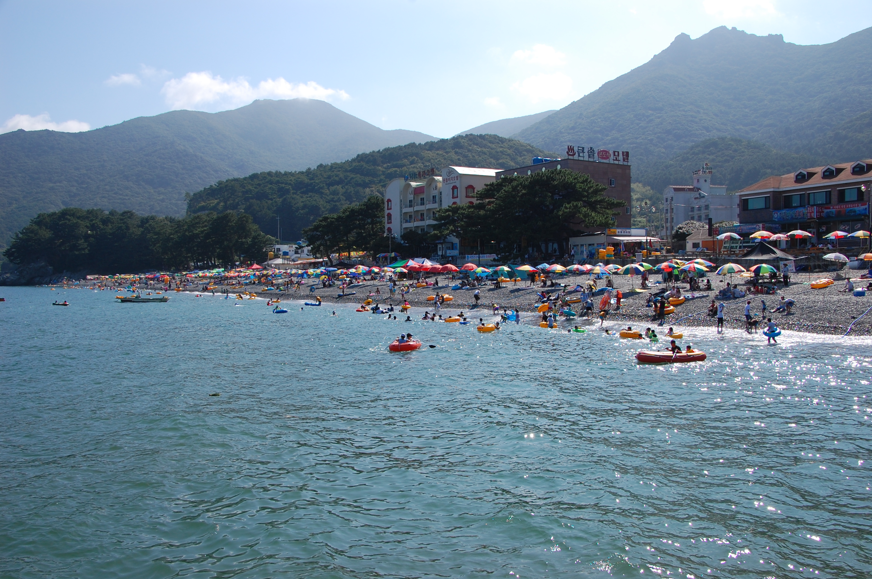 학동 흑진주 몽돌해변