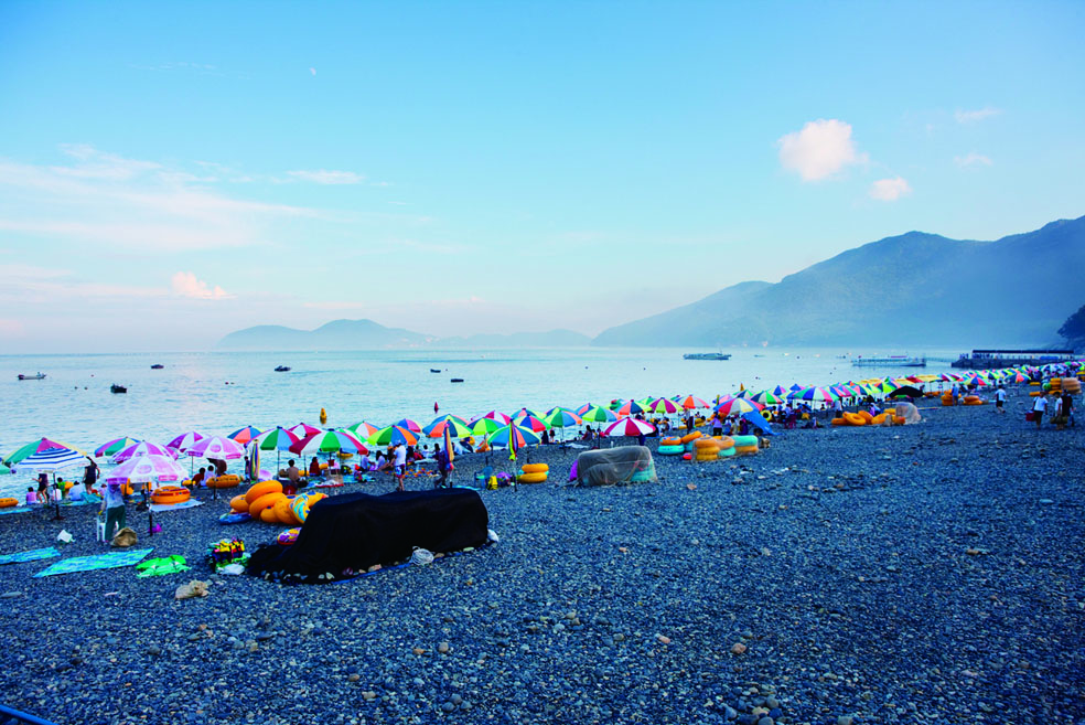 학동 흑진주 몽돌해변