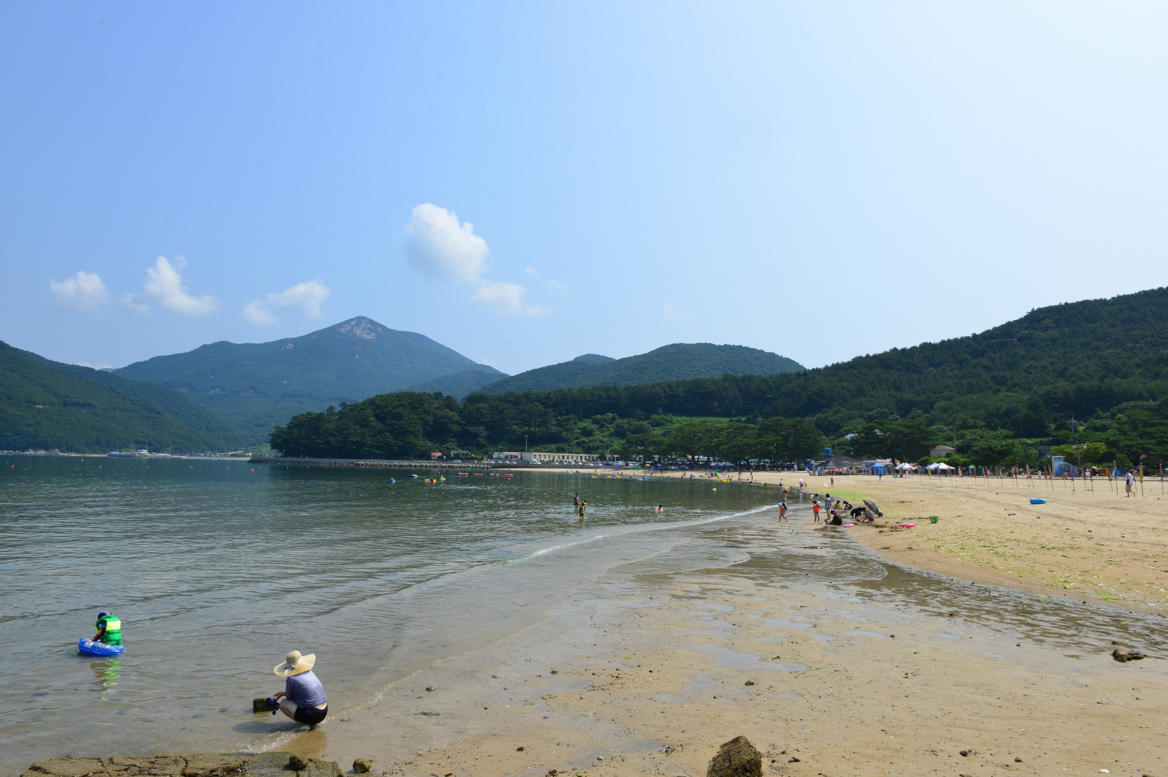 명사 해수욕장