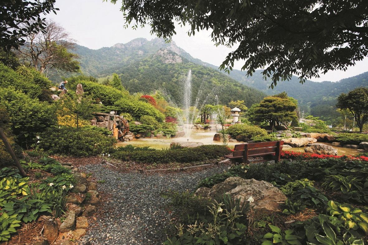 산방산삼월삼짇날축제