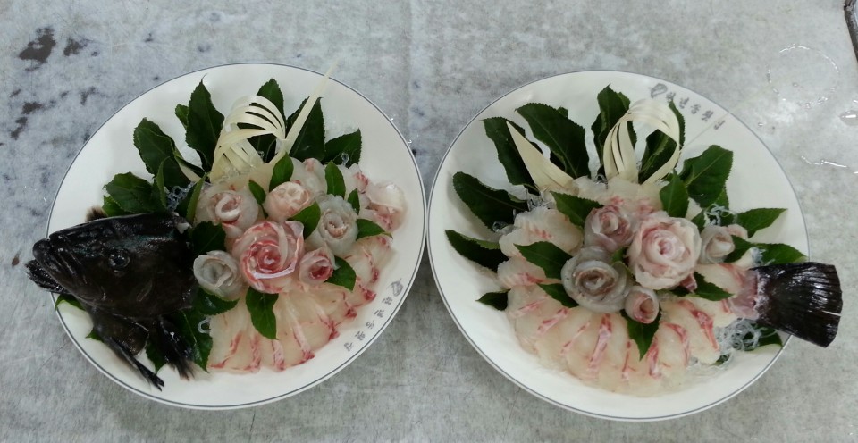 해금강천년송횟집