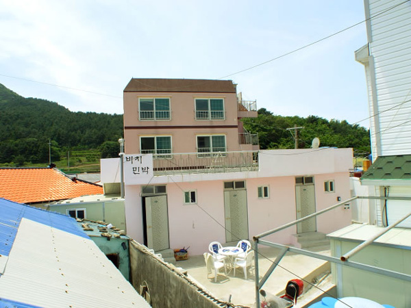 명사비치민박