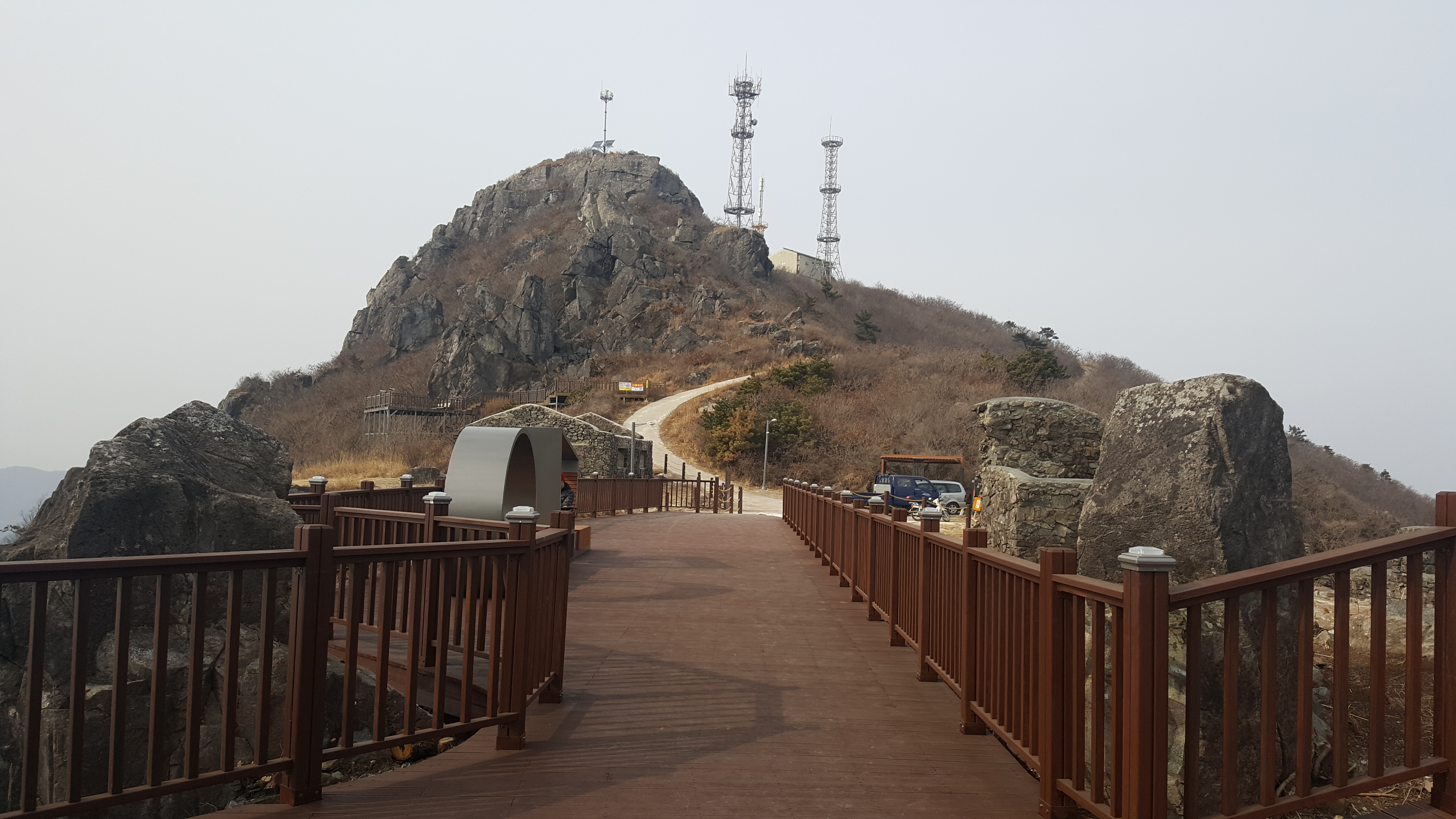 계룡산전망대(포로수용소유적지)