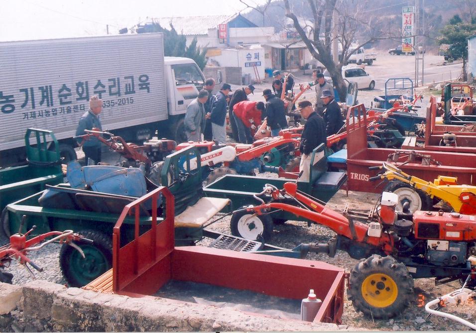 가을철 농업기계 순회수리봉사 및 농기계 임대사업 추진 현장 이미지