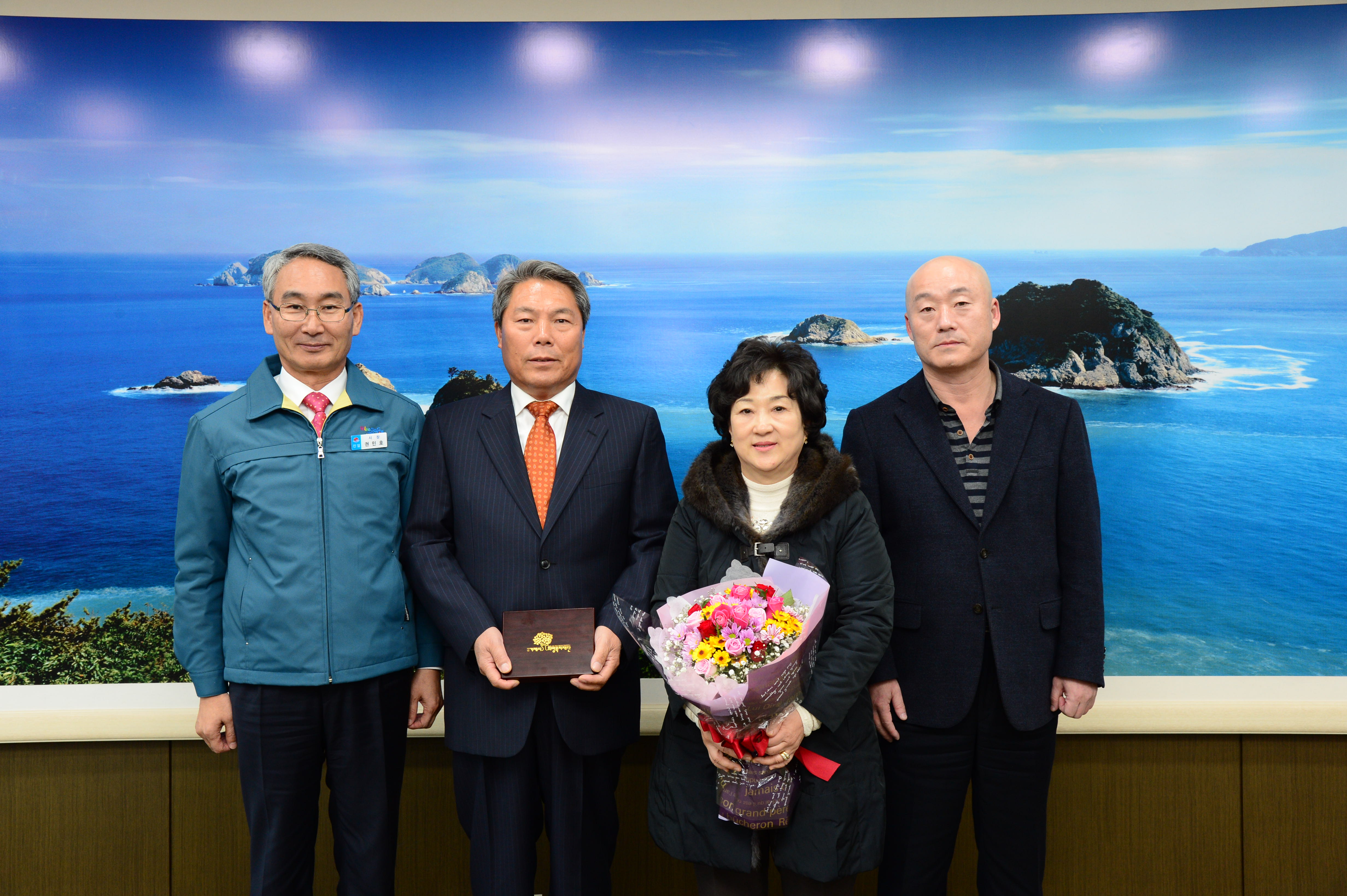 (재)거제시희망복지재단 희망천사 기탁증서 전달 현장 이미지