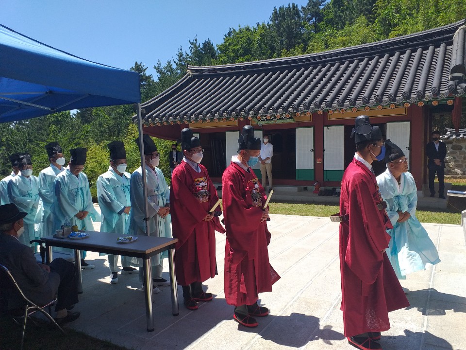 제58회 거제 옥포대첩 축제, 효충사 제례봉행 거행 현장 이미지
