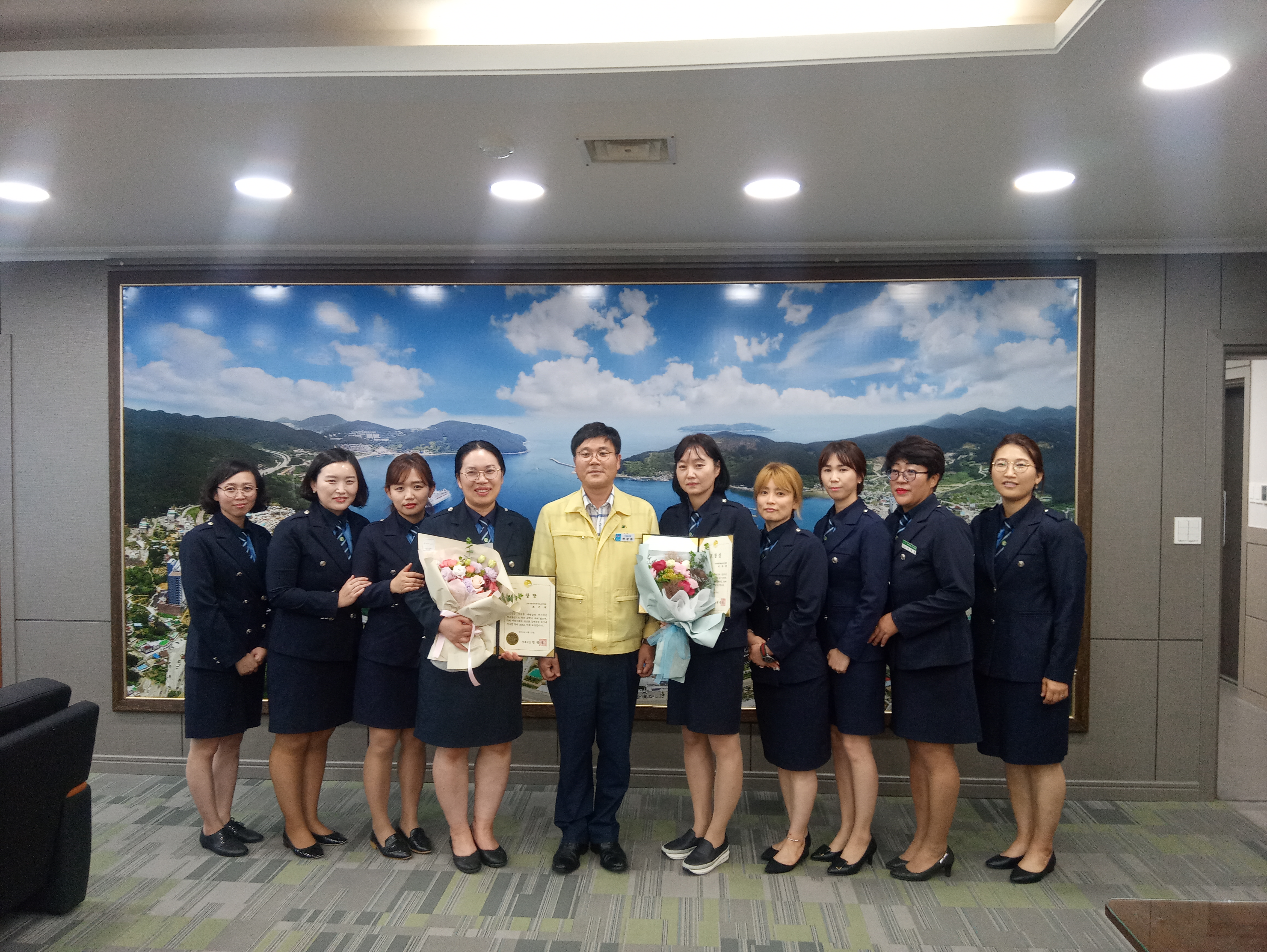 거제시, 녹색어머니회 유공자 표창 및 15기 연합회장단 간담회 실시 현장 이미지