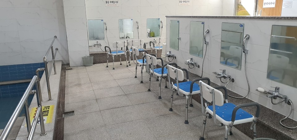 농어촌 주민을 위한 하나행복나눔 복지회관 개관 현장 이미지