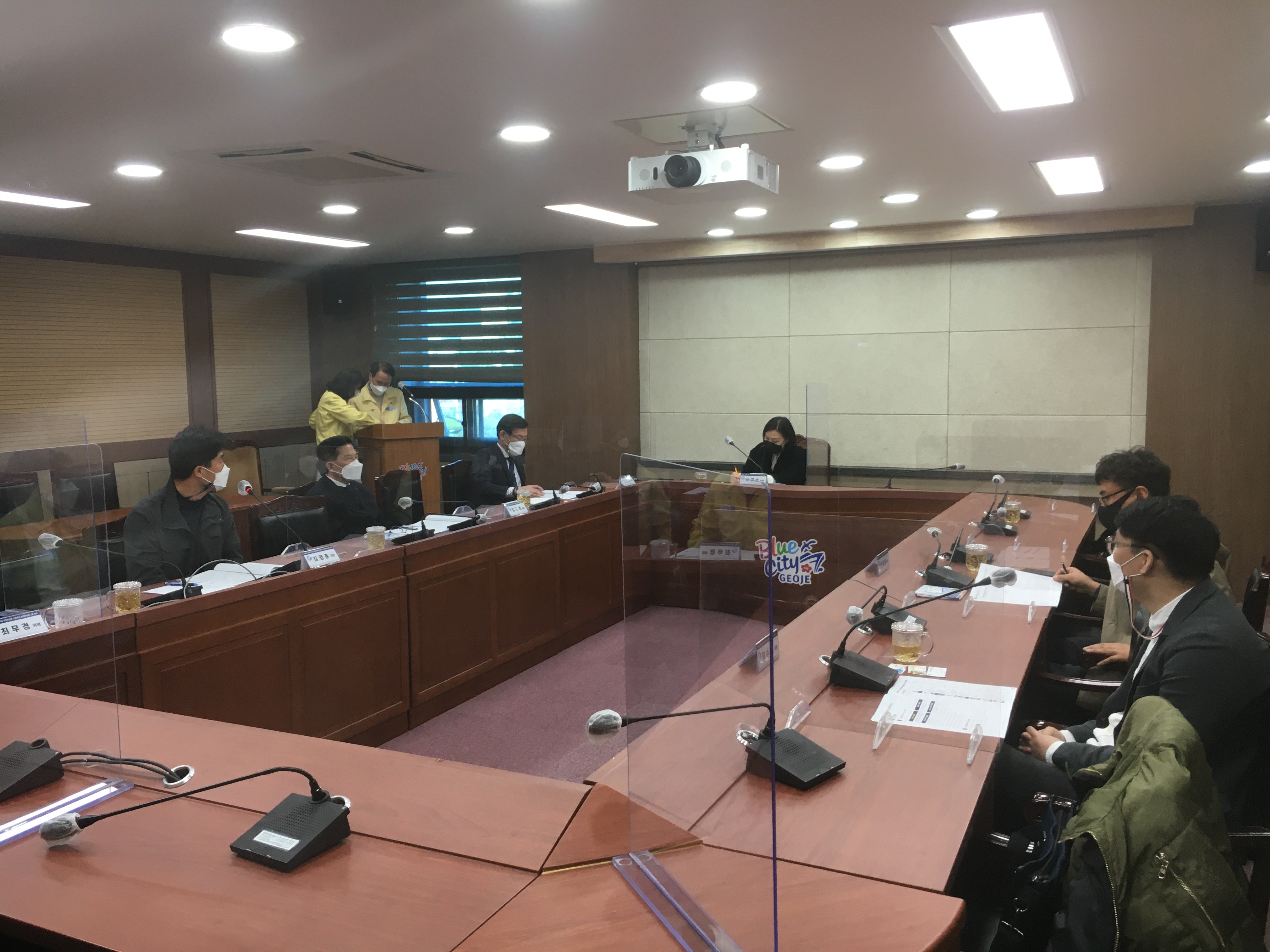 제2기 새로운 거제 추진위원회 시정혁신 분과위원회 공식 출범 후 첫 회의 개최 현장 이미지