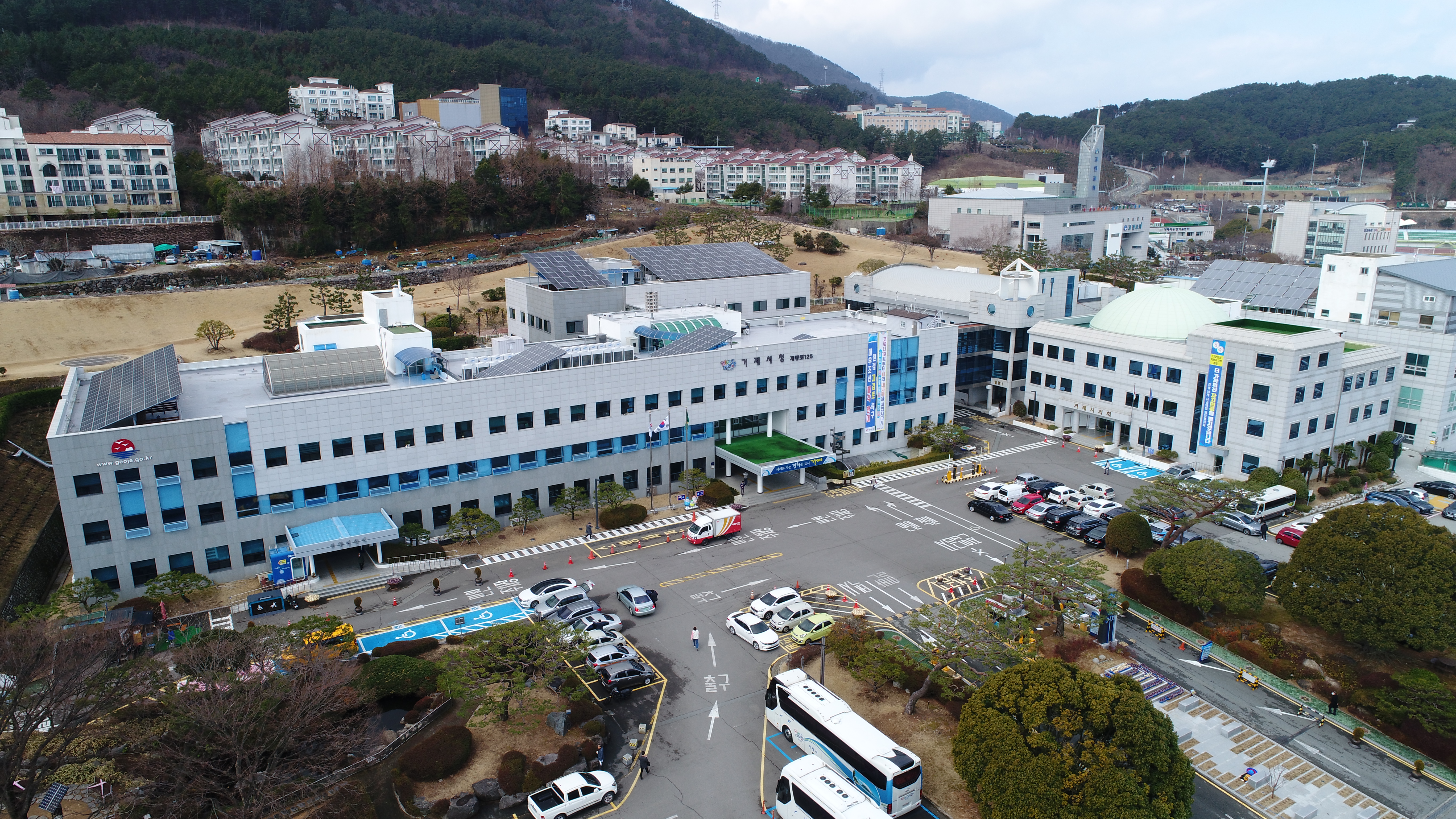 거제시, 5월 6일부터 코로나19예방접종 사전예약 시작 현장 이미지