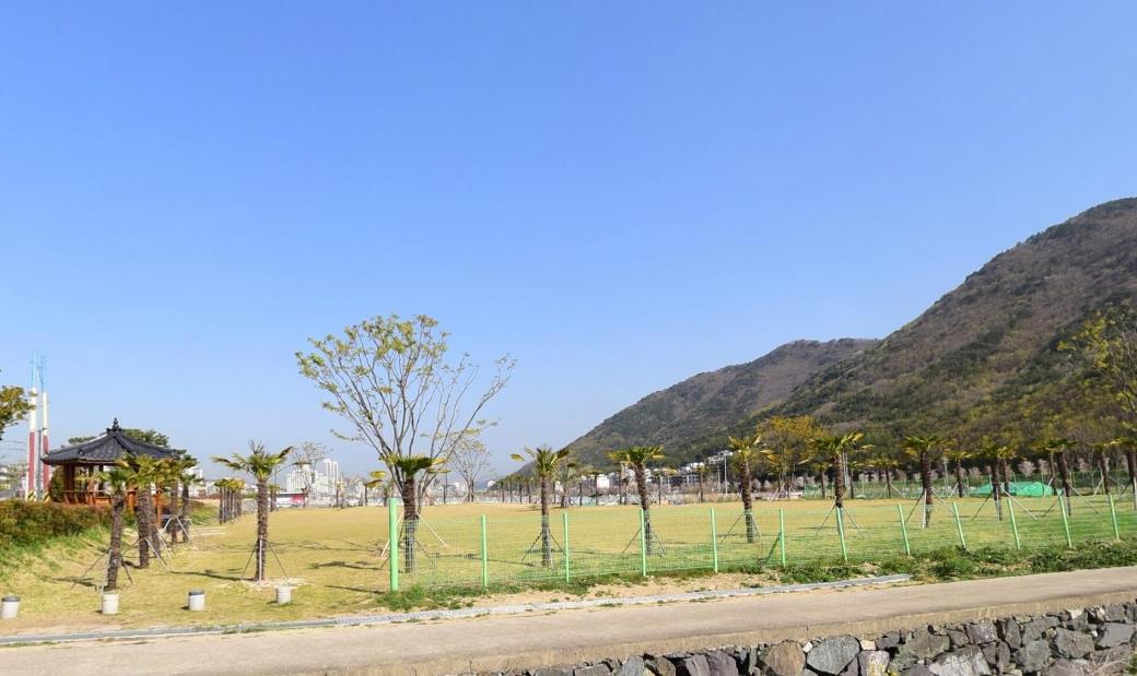 (가칭)거제중앙도서관, 공공도서관 설립 타당성 사전평가 최종 통과 현장 이미지