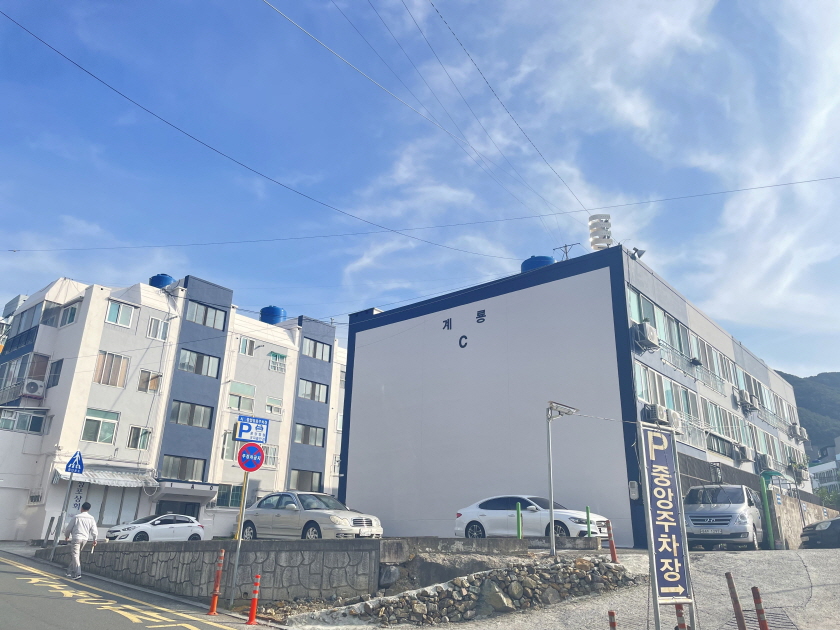 거제시, 아파트 등 공동주택 새단장 현장 이미지
