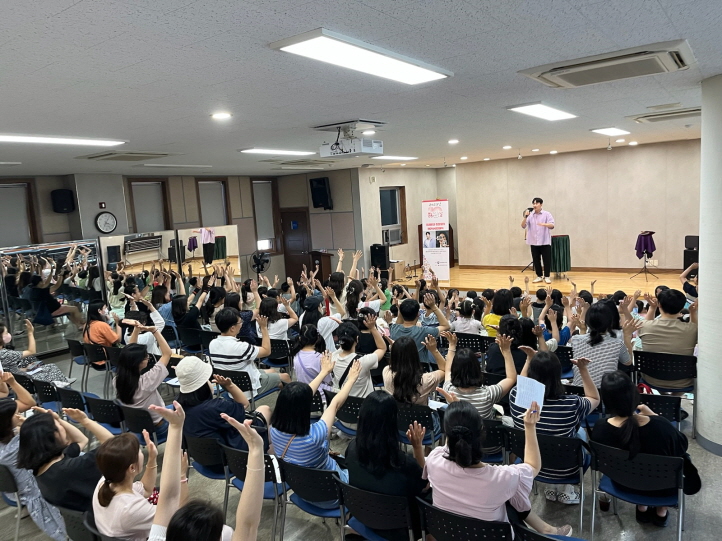 거제시립장평도서관,  ‘공공도서관 문화가 있는 날’공연 성료 현장 이미지