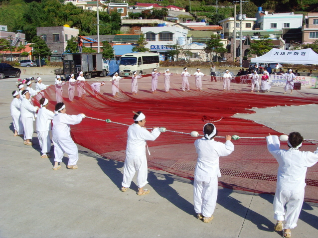 거제 살방깨발소리와 팔랑개어장놀이의  무형유산적 가치 규명 학술대회 개최 현장 이미지