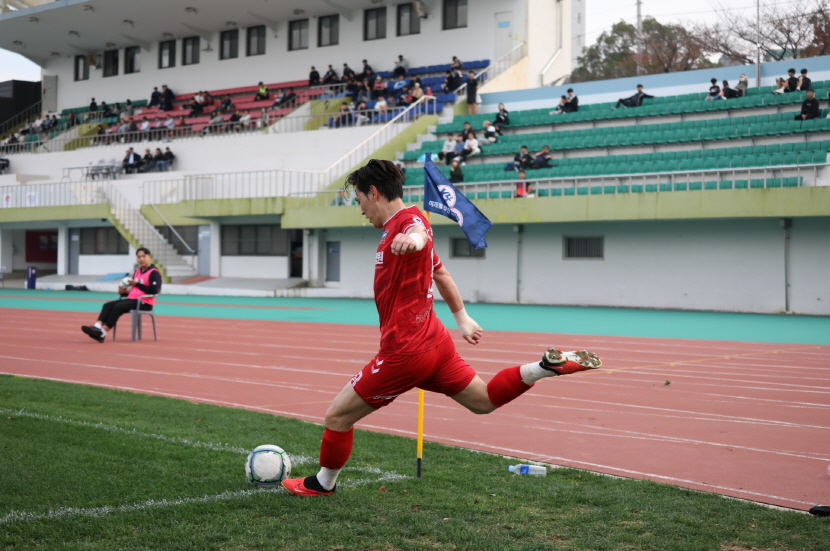 거제시민축구단,  시즌 마지막 홈경기 피날레를 장식하다 현장 이미지