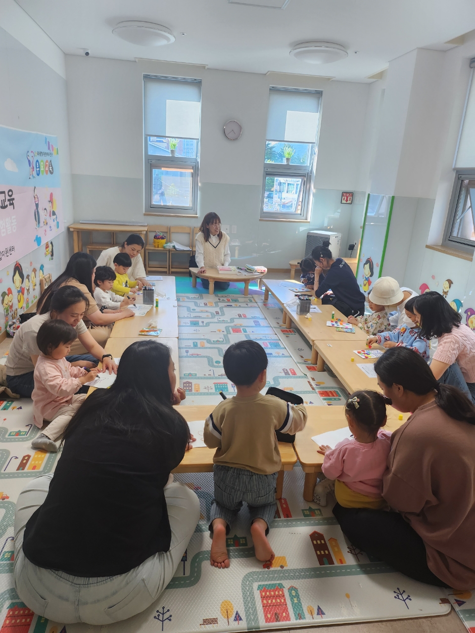 육아종합지원센터, 장난감도서관 활성화 사업 ‘독서코칭’ 프로그램 실시 현장 이미지
