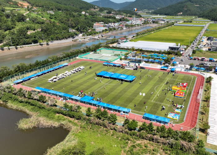 ‘너도 나도 포도’ 남녀노소 모두가 즐거운,  제13회 거제둔덕 포도축제 성료 현장 이미지