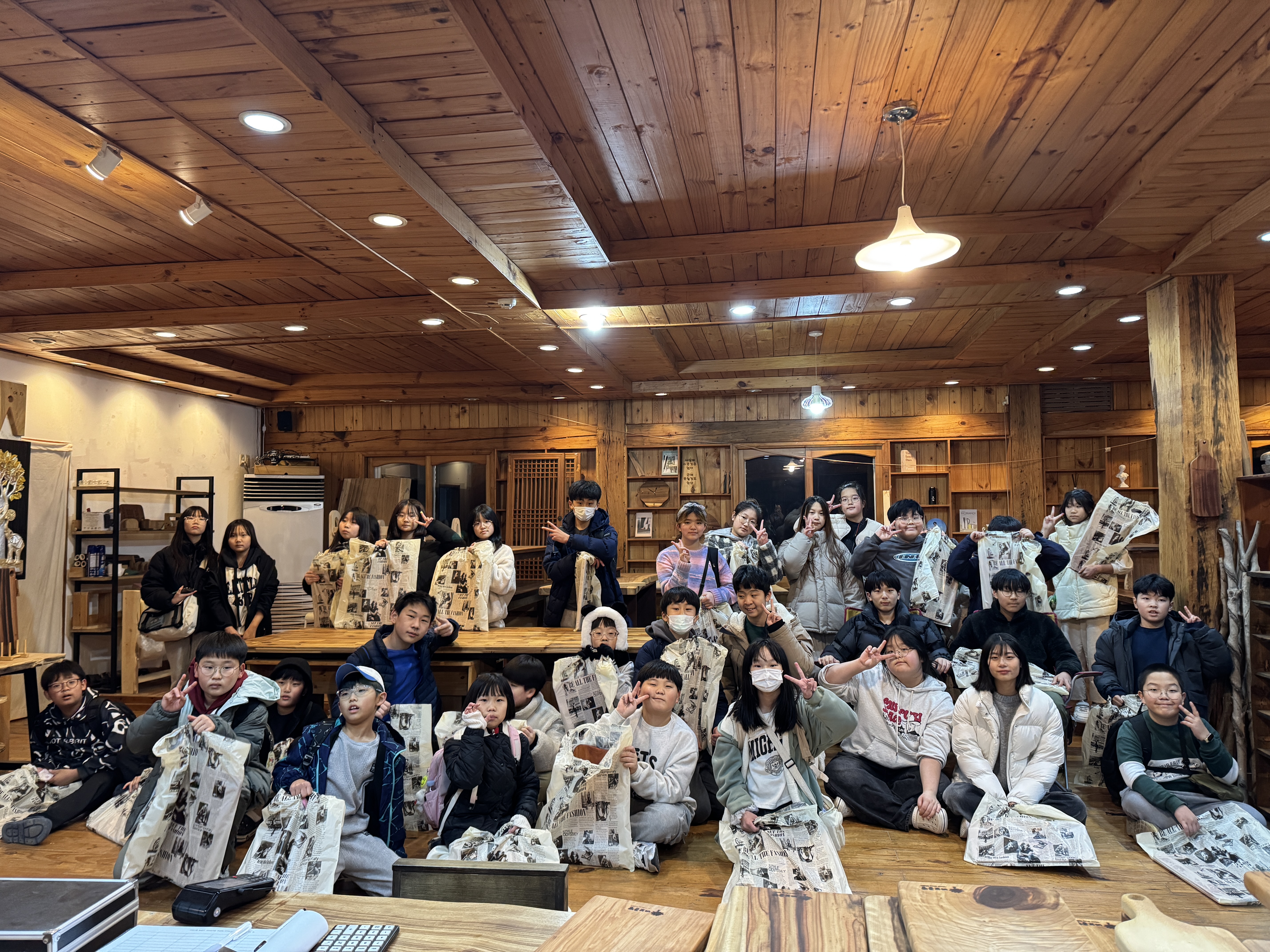 아주청소년문화의집, 청소년방과후아카데미 “한바다” 주중 특별프로그램 목공체험 실시 현장 이미지