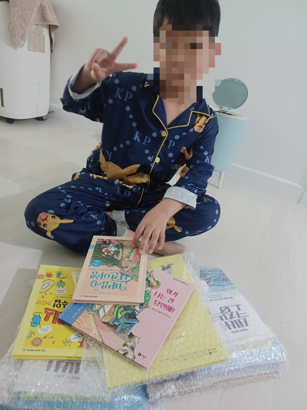 거제시 드림스타트,  후원물품 (주)비룡소 도서 및 미술교구 배부 실시 현장 이미지
