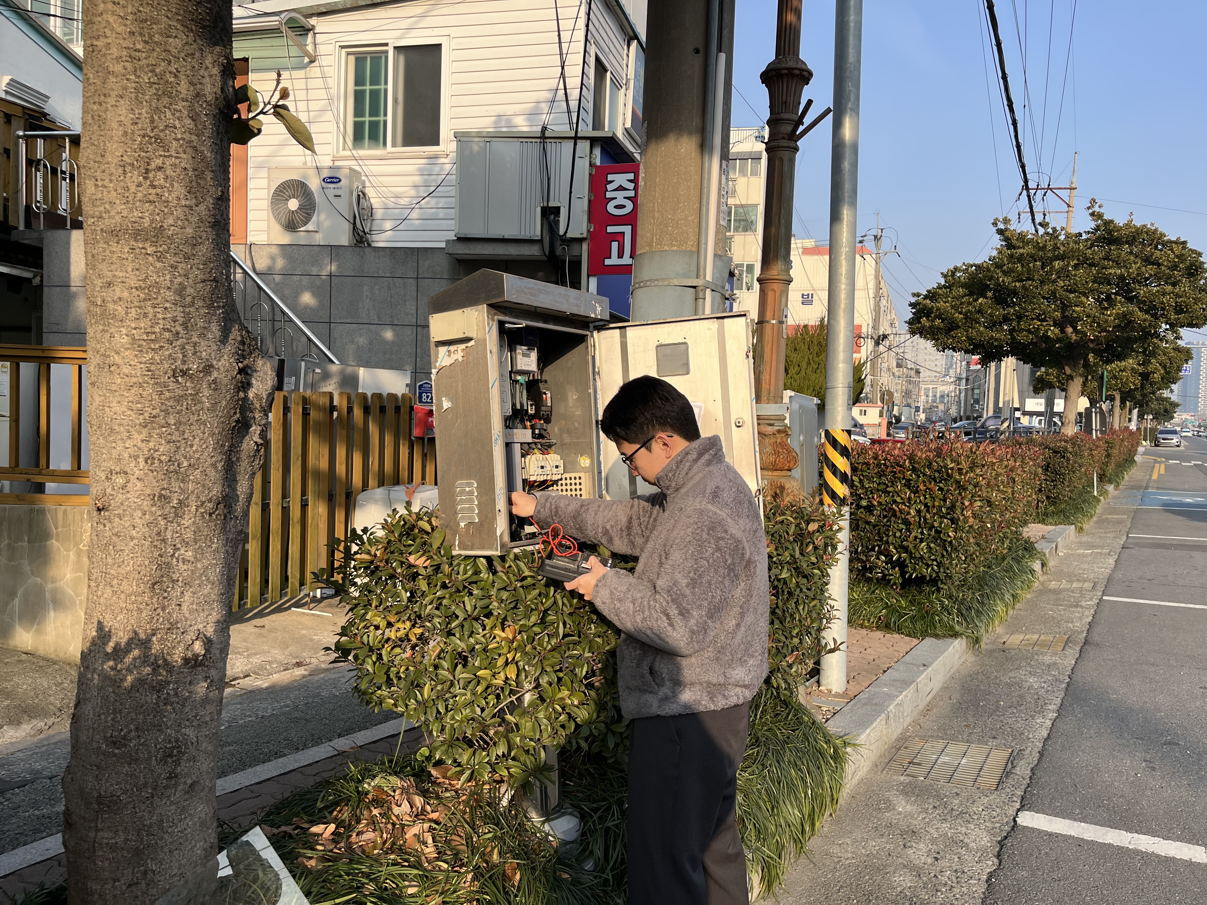 거제시, 설 명절 맞이 가로·보안등 특별 점검 완료 현장 이미지