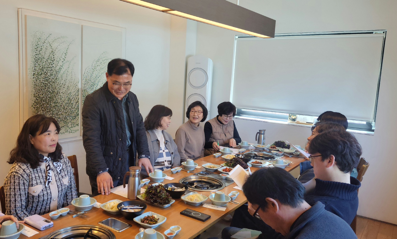 거제시 노인의료복지시설 인권지킴이단 위촉식 및 간담회 개최 현장 이미지