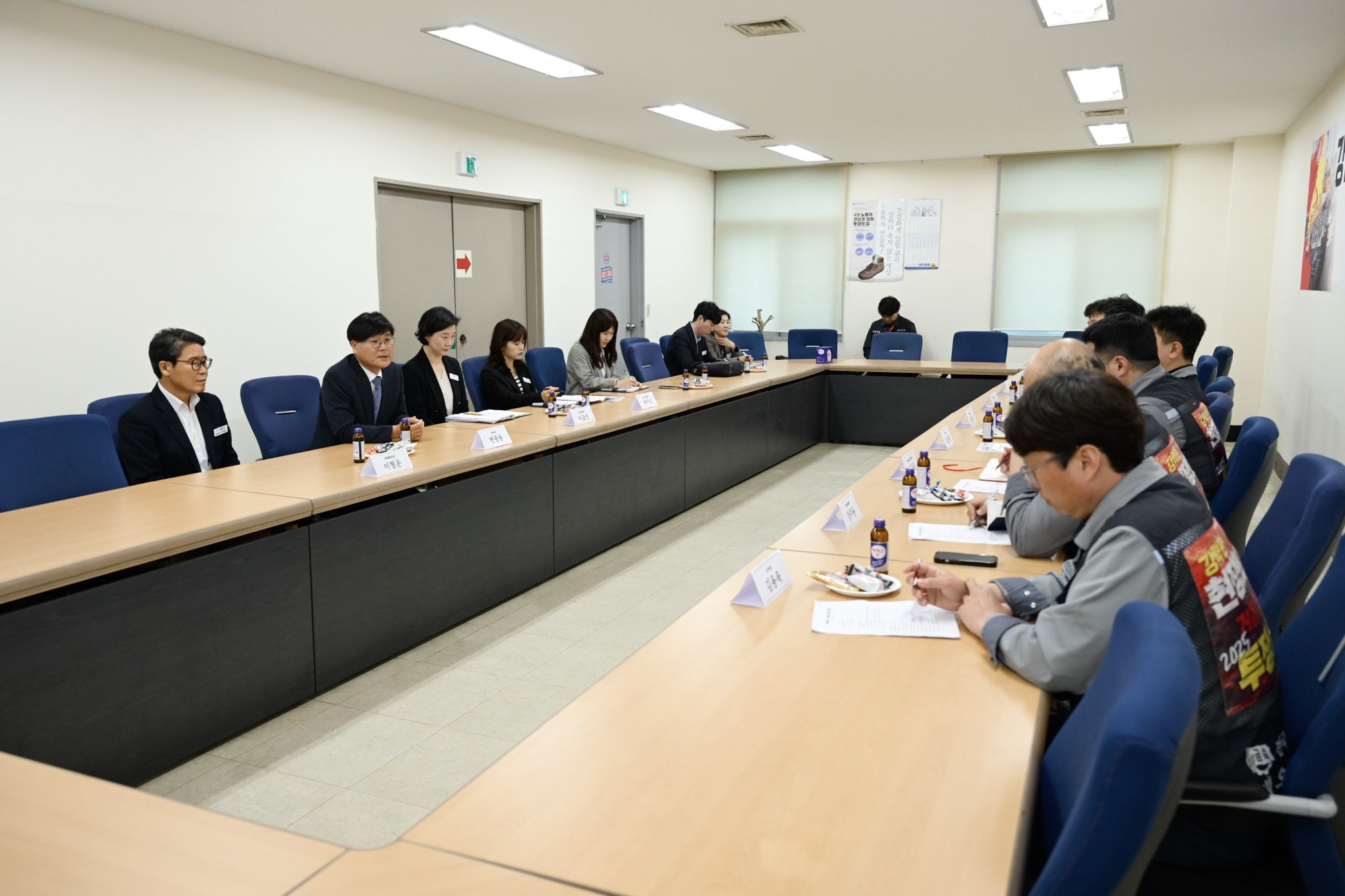 변광용 거제시장, 한화오션 관련 노동단체 만나 현장 이미지