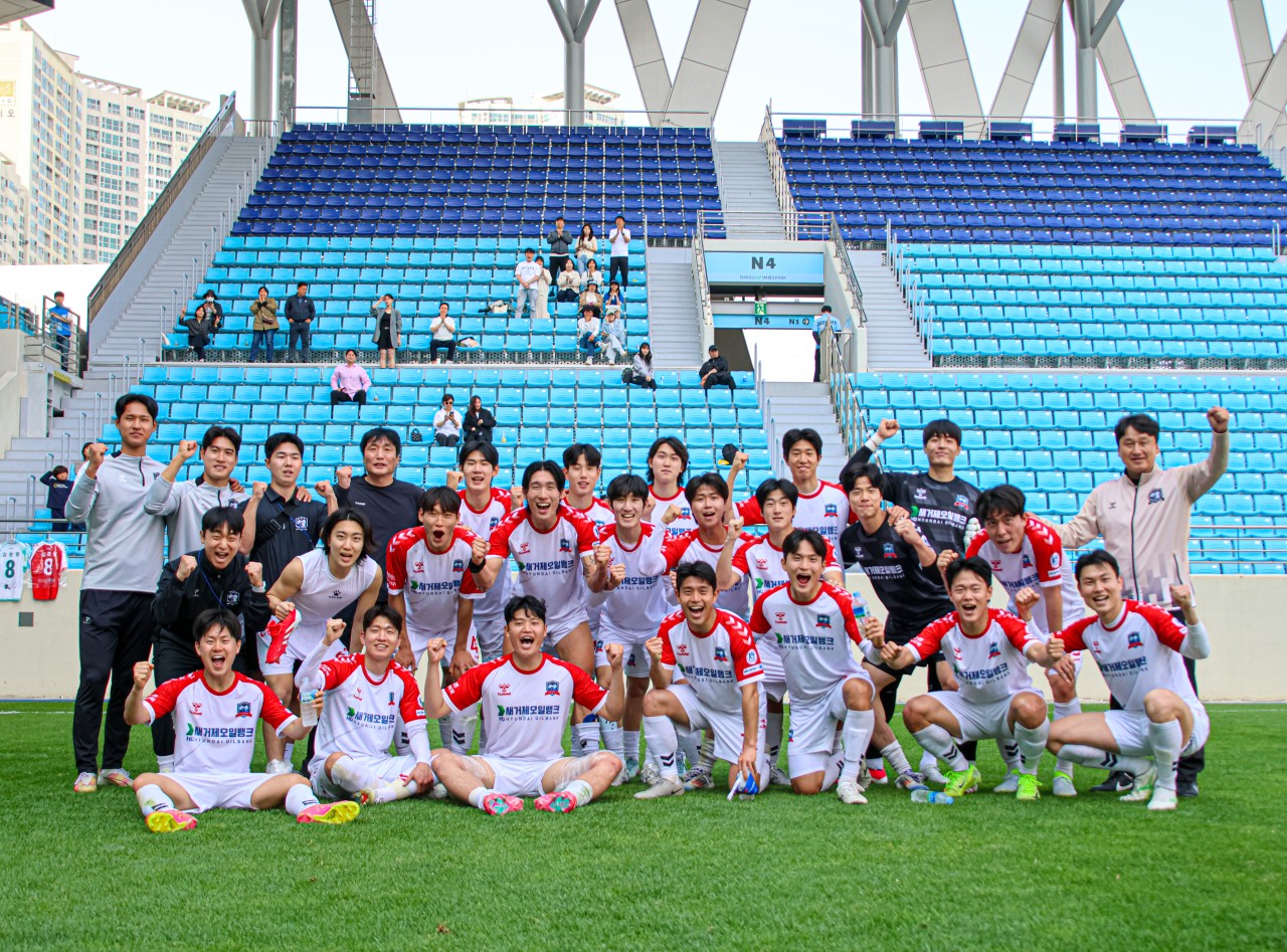 거제시민축구단, 대구FC B와의 원정경기에서 1-0 승리 현장 이미지