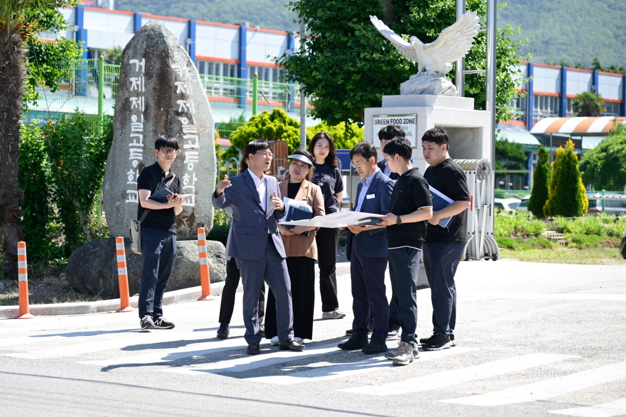 변광용 거제시장, 거제제일고 통학로 현장점검 실시 현장 이미지