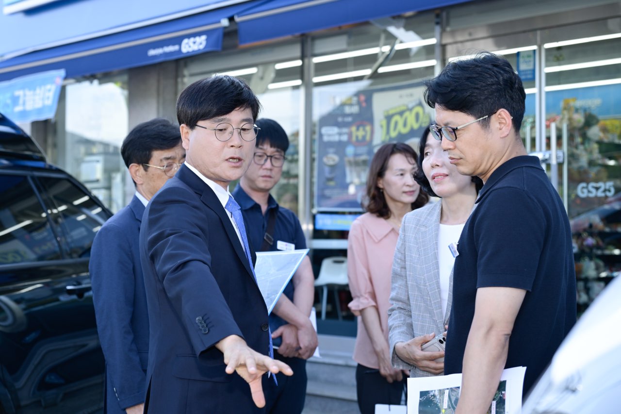 변광용 거제시장, 연초고등학교 주변 통학환경 점검 현장 이미지