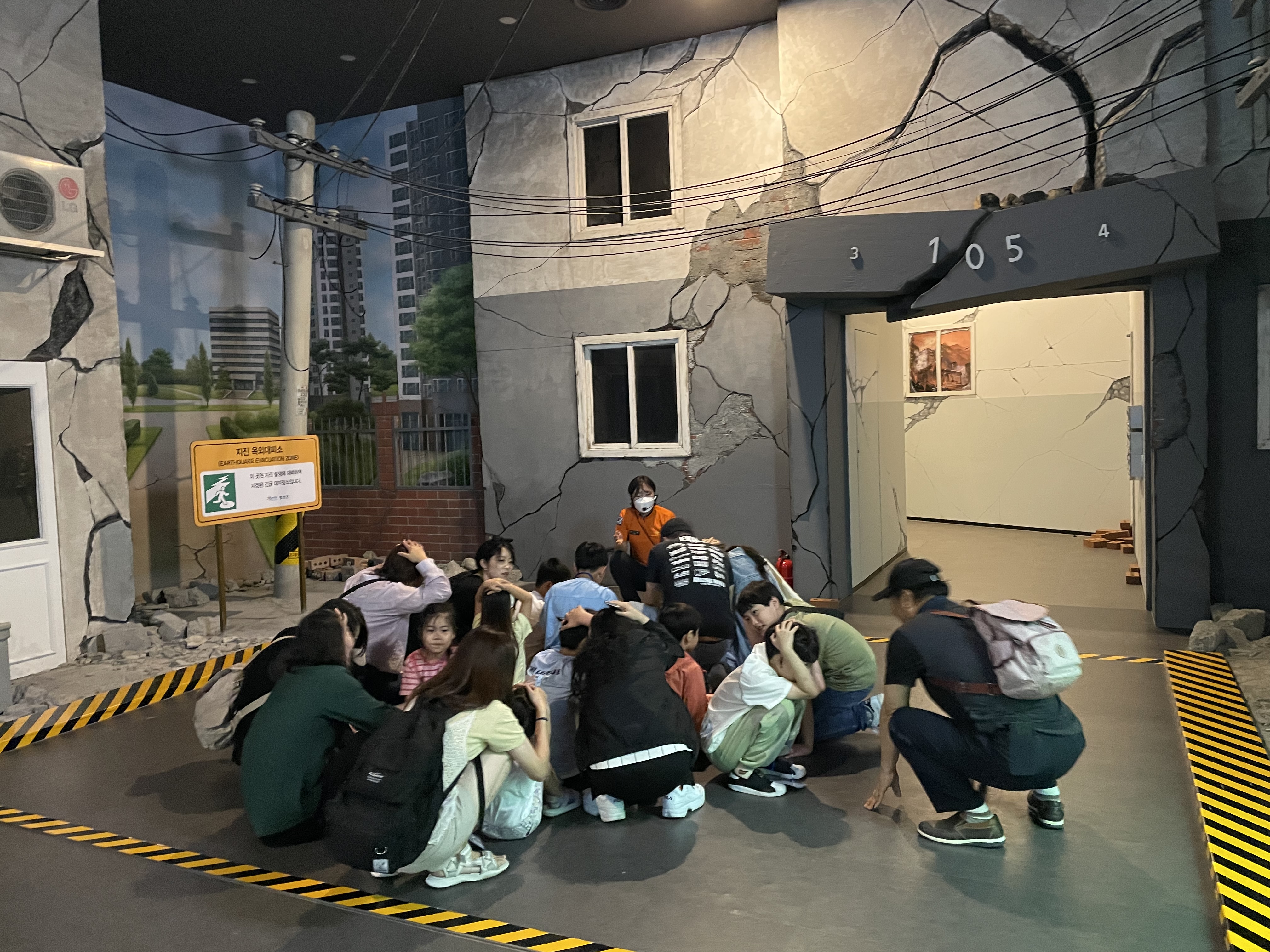 거제시가족센터, 다문화가족 자녀 ‘재난 대응 안전체험 프로그램’ 진행 현장 이미지