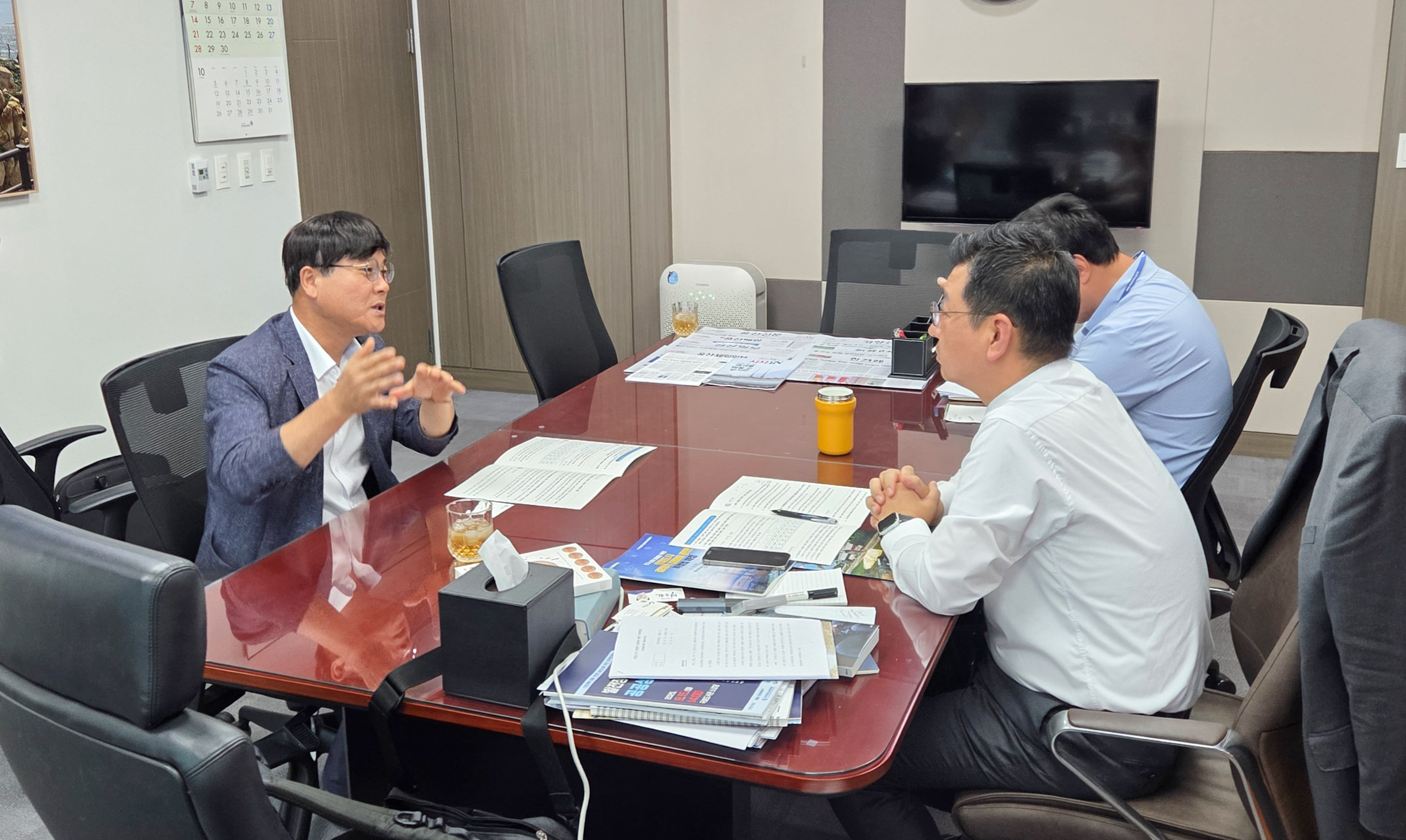 변광용 거제시장, 국회와 소통 채널 확대… 지역 현안 해법 모색 현장 이미지