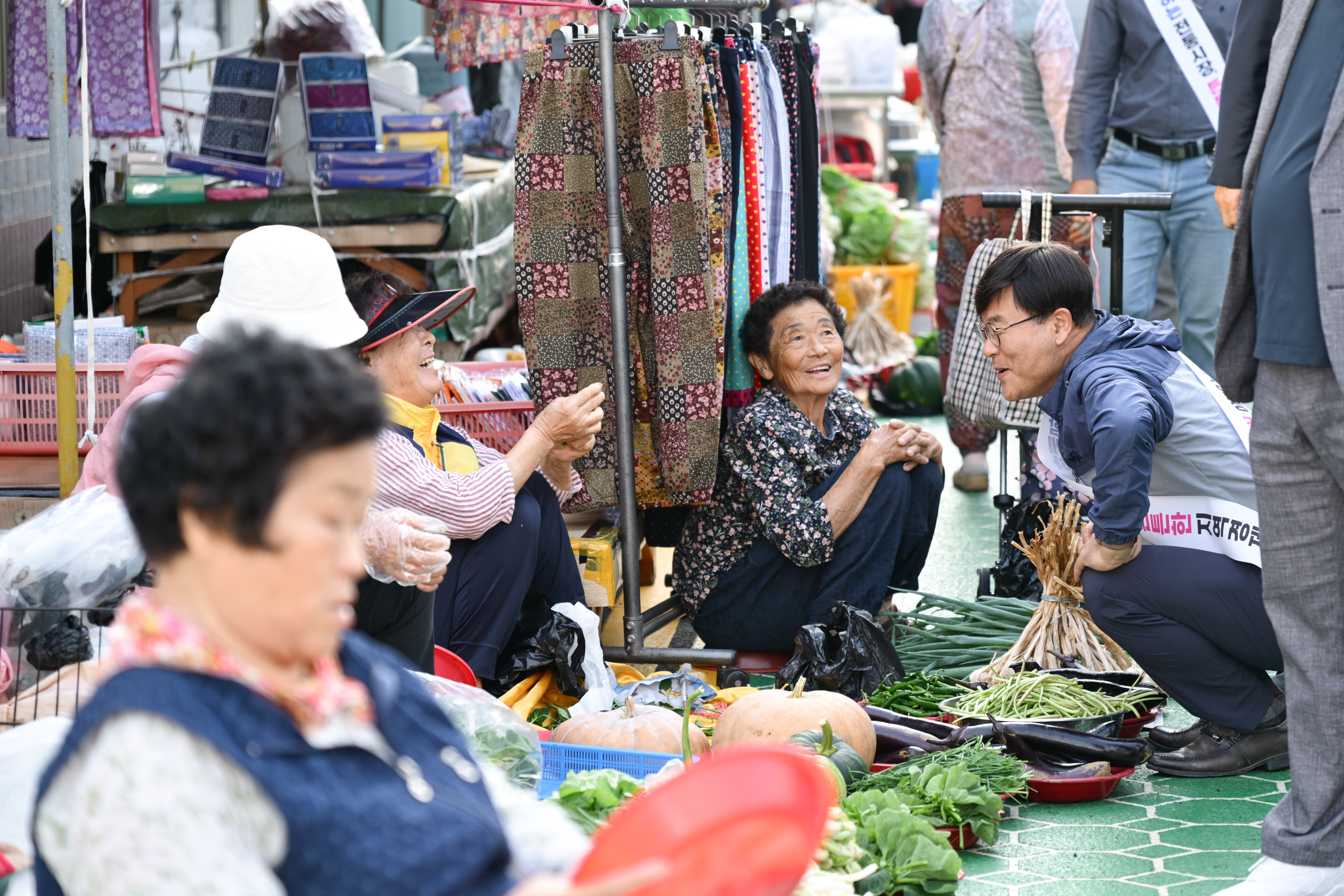 거제시, 추석 맞이 전통시장 장보기 행사 개최 현장 이미지