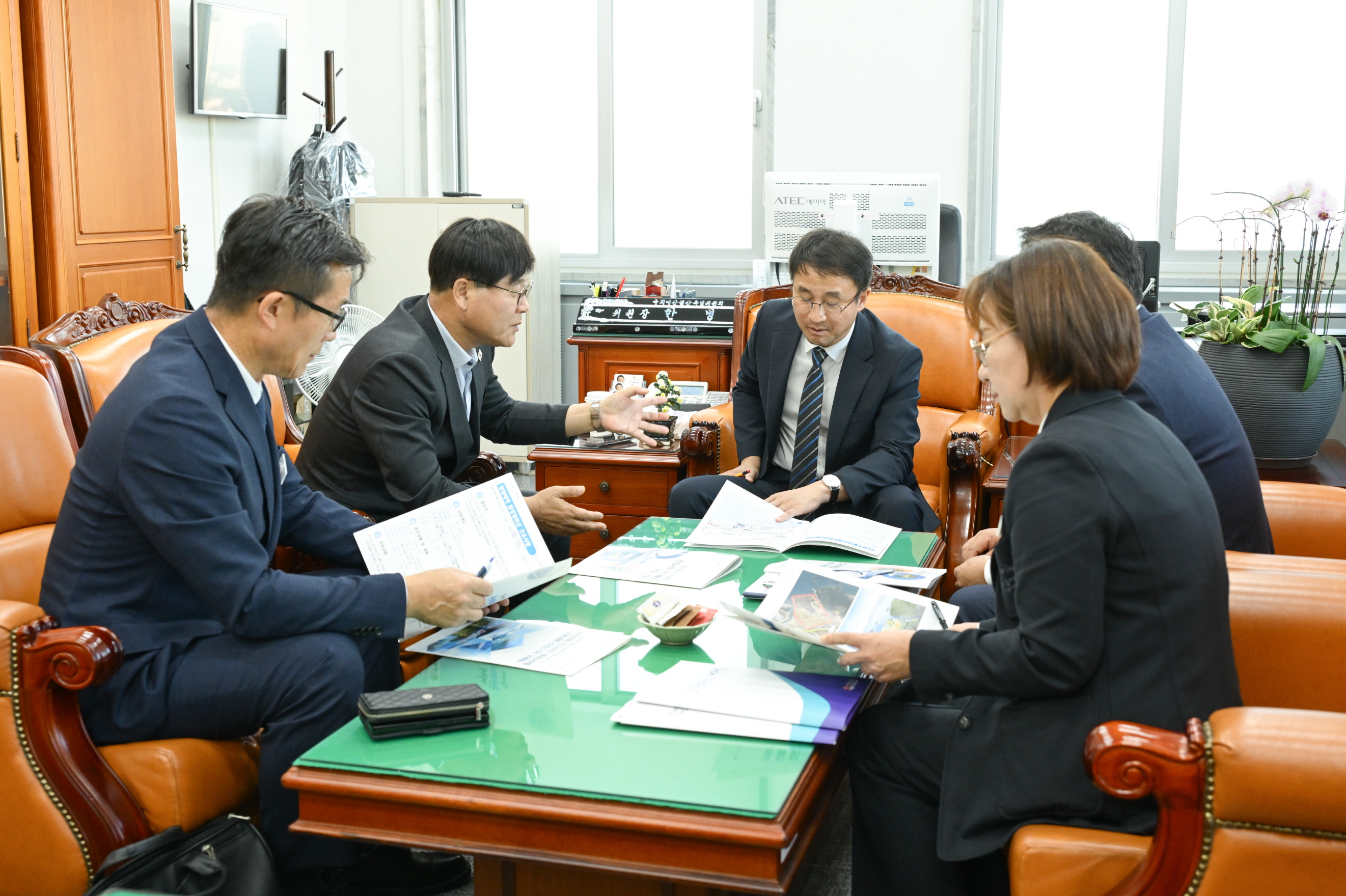 변광용 거제시장,  남부내륙철도 착공식 거제 개최를 위한 광폭 행보 현장 이미지