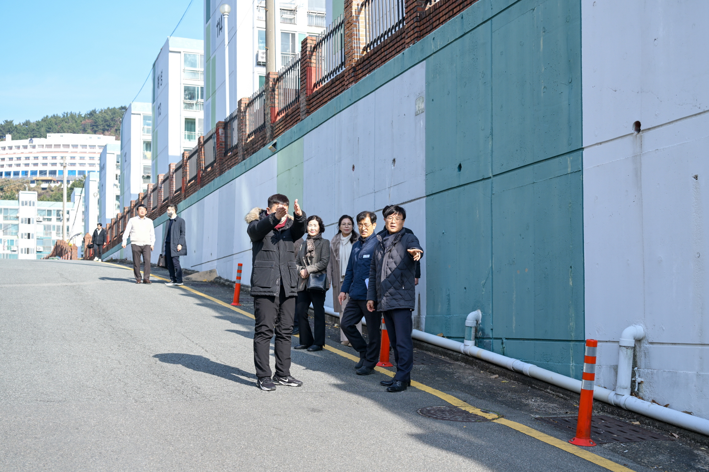 시민과 함께 해결의 실마리를 찾다 현장 이미지
