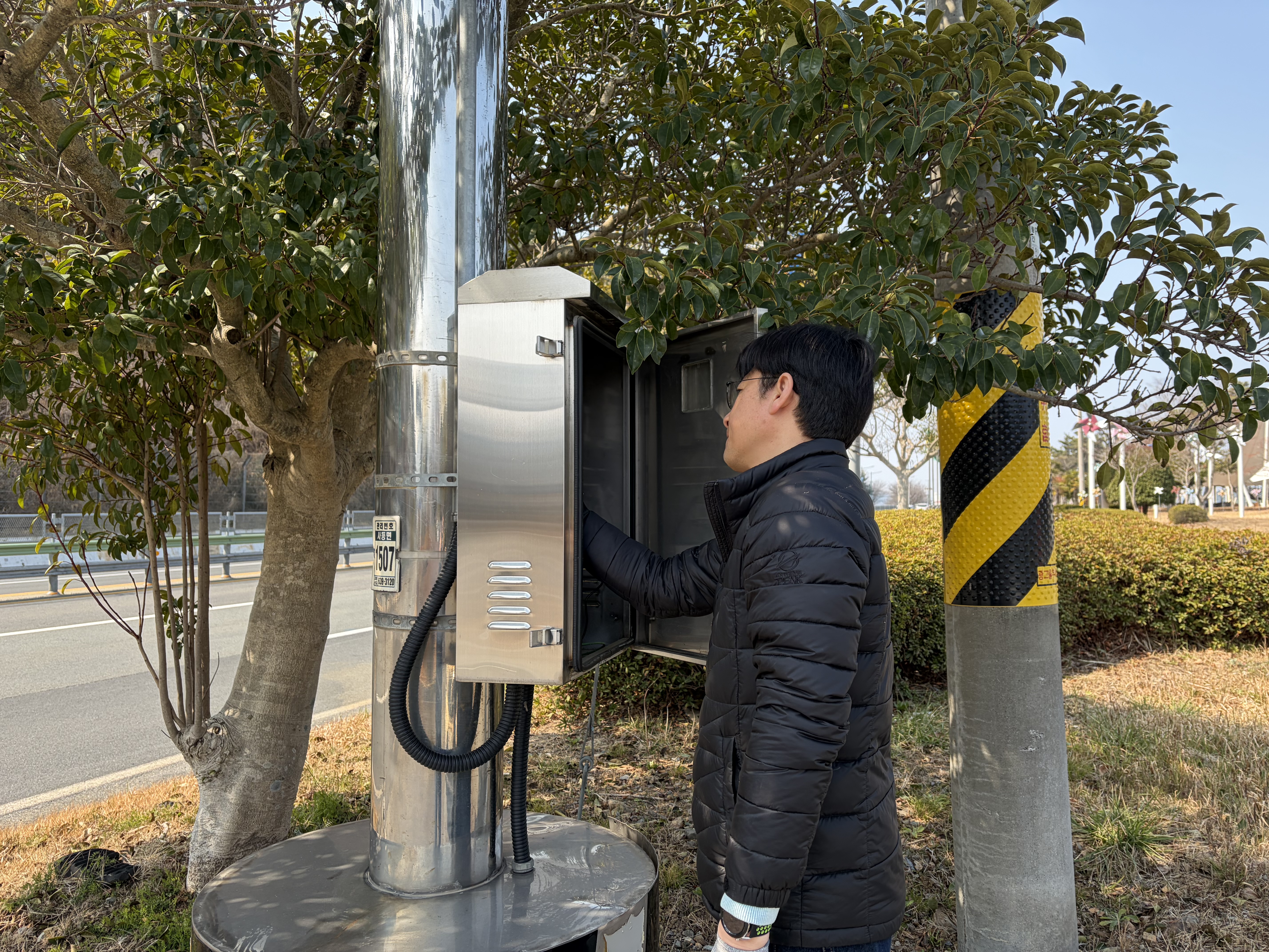 “봄밤도 안심!” 거제시, 가로등 점검·정비 완료 현장 이미지