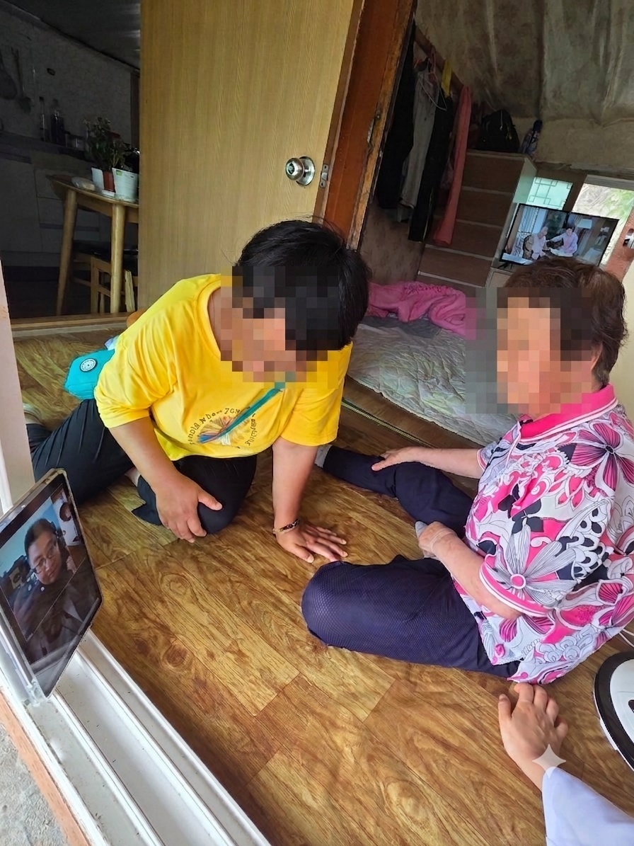 거제시, ‘찾아가는 원격진료’로 만성질환 어르신 건강 챙긴다 1