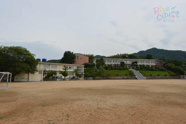 장목면 장목중학교