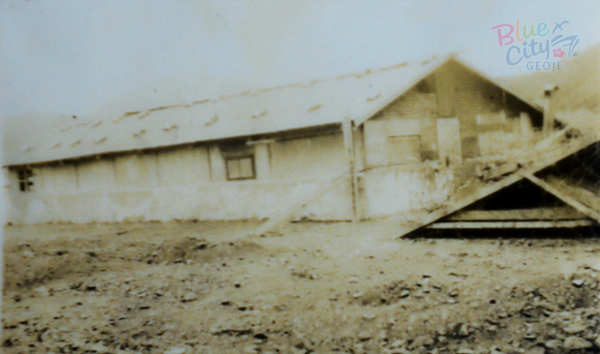 포로수용소 폐쇄 후의 수용동 건물(10)