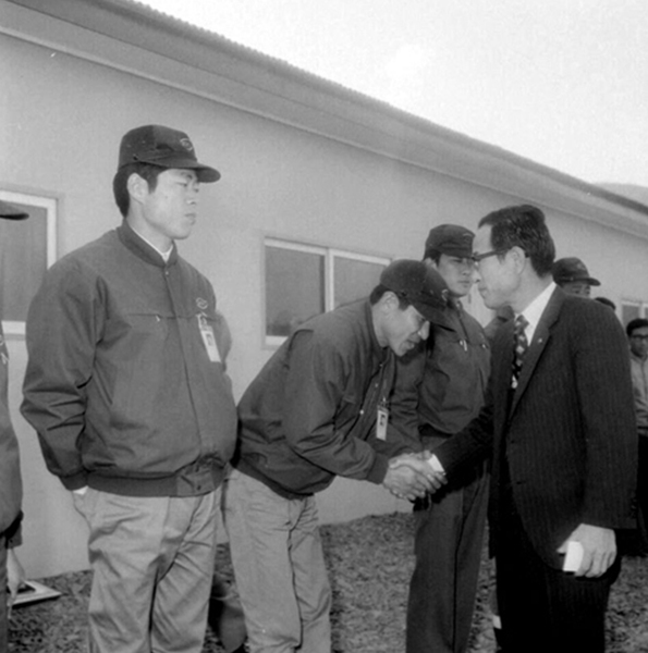 옥포조선소 건설현장을 방문한 이낙선건설부장관(4)