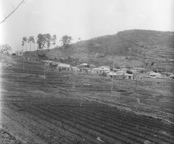 옥포조선소(1970년대 초의 능포동 옥명마을)