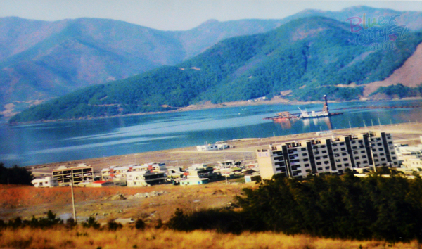 고현항의 변천(공사 중인 고현항 매립공사)