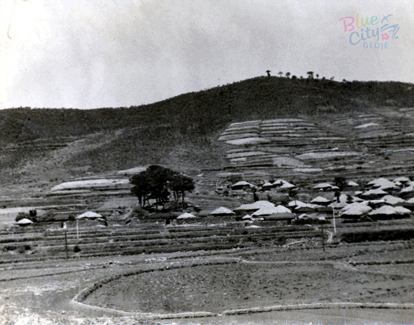 옥포조선소(1970년대 초의 능포동 옥명마을-원경)