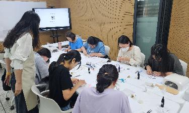 2025 청년문화특강 프로그램  - 레진아트 /레진글라스모빌 -