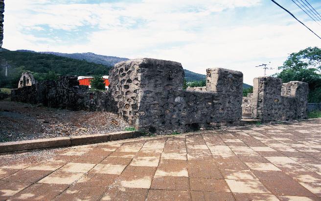 포로수용소 잔존유적 이미지