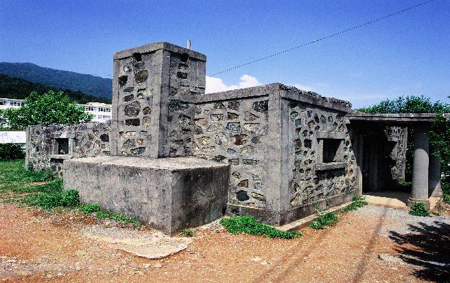 포로수용소 잔존유적 이미지