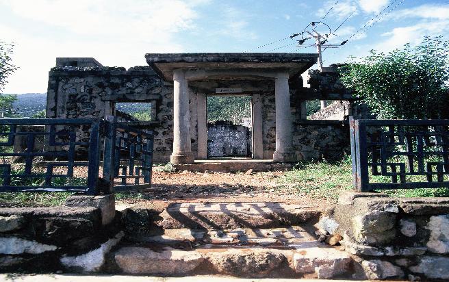 포로수용소 잔존유적 이미지